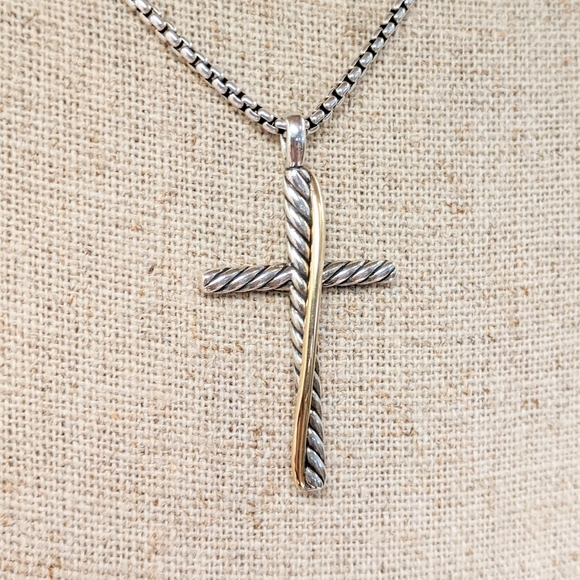 ⚡SOLD⚡David Yurman Crossover Cross 925 Sterling Silver Necklace w. 18k Gold - Picture 2 of 6